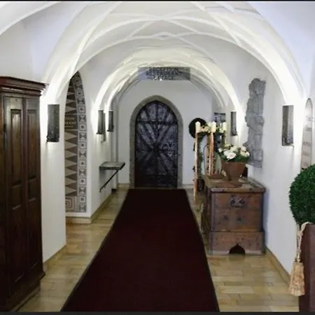 Post Edelfreisitz Sprengenstein 4*